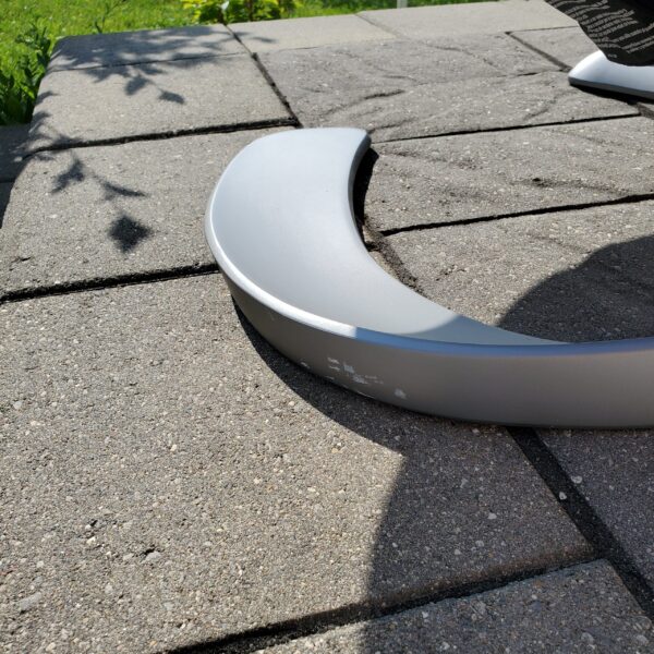 Nuna Leaf baby bouncer - Image 3