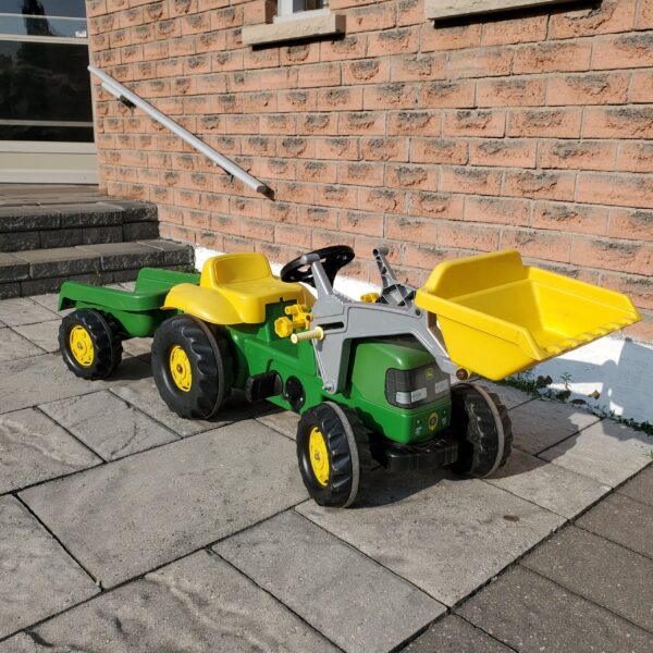 John Deere ride-on tractor loader with trailer